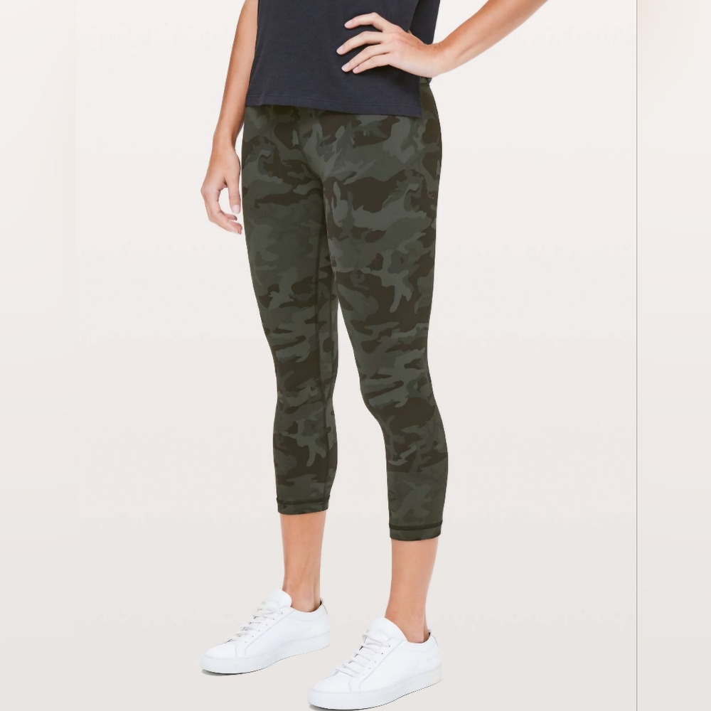 Lululemon Camo Print Cropped Leggings